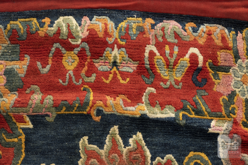 Carpet with lotus pattern - 图3